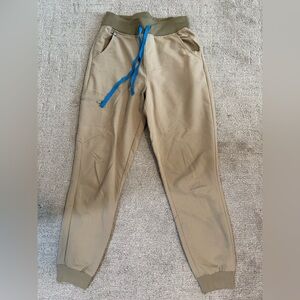 Figs women’s khaki Zamora jogger